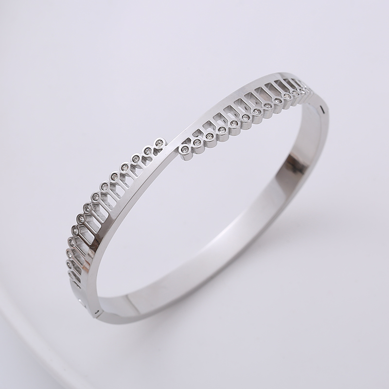 Fashion Geometric Stainless Steel Asymmetrical Irregular Rhinestones Bangle 1 Piece