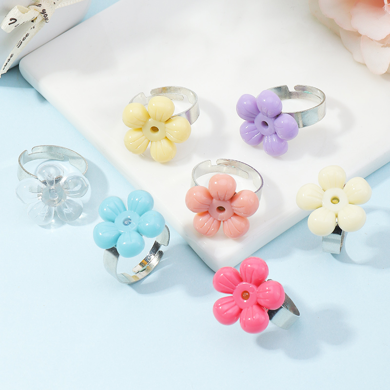 Cute Flower Resin Womenu0027S Open Ring 1 Piece