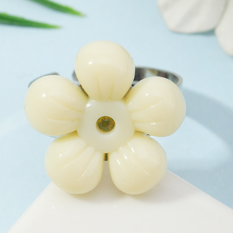 Cute Flower Resin Womenu0027S Open Ring 1 Piece