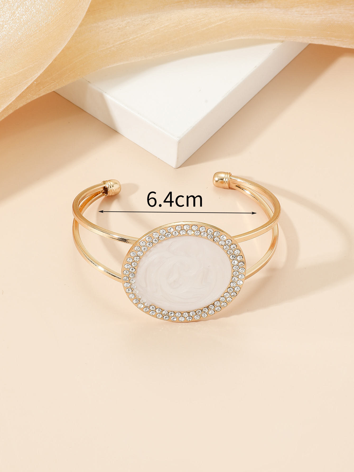 Elegant Round Alloy Plating Artificial Diamond Womenu0027S Bangle 1 Piece