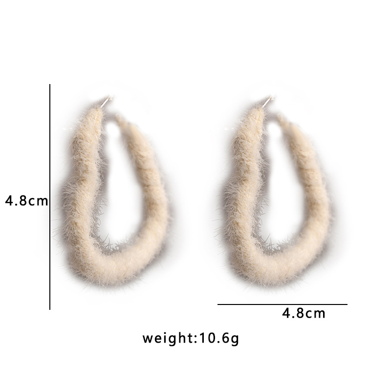 Fashion C Shape Heart Shape Alloy Flocking Plush Womenu0027S Ear Studs 1 Pair