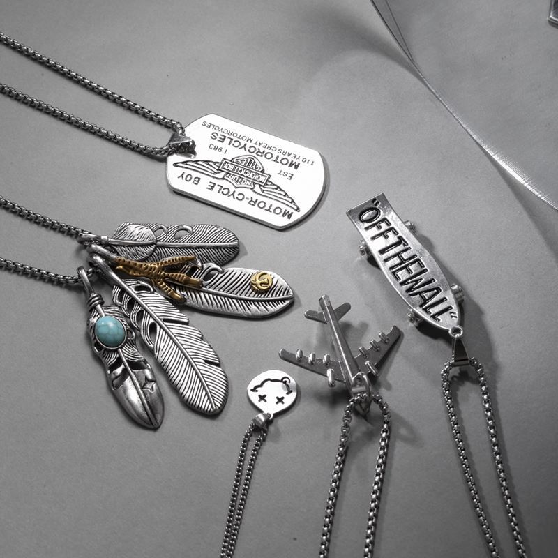 Simple Style Smiley Face Feather Airplane Titanium Steel Plating Inlay Turquoise Sweater Chain 1 Pie