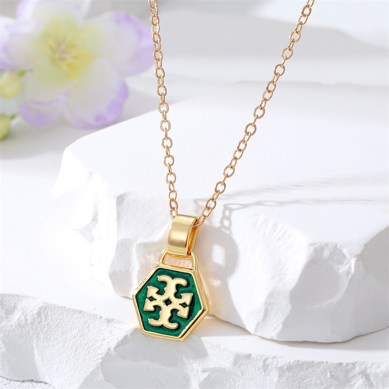 Fashion Irregular Hexagon Alloy Enamel Womenu0027S Pendant Necklace 1 Piece