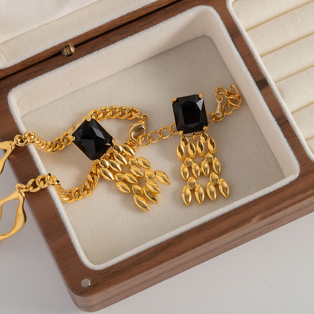 Retro Geometric Copper Gold Plated Zircon Drop Earrings 1 Pair