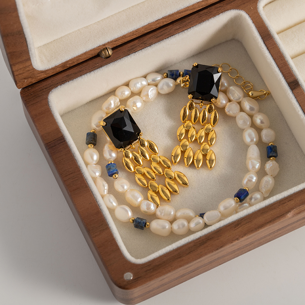 Retro Geometric Copper Gold Plated Zircon Drop Earrings 1 Pair