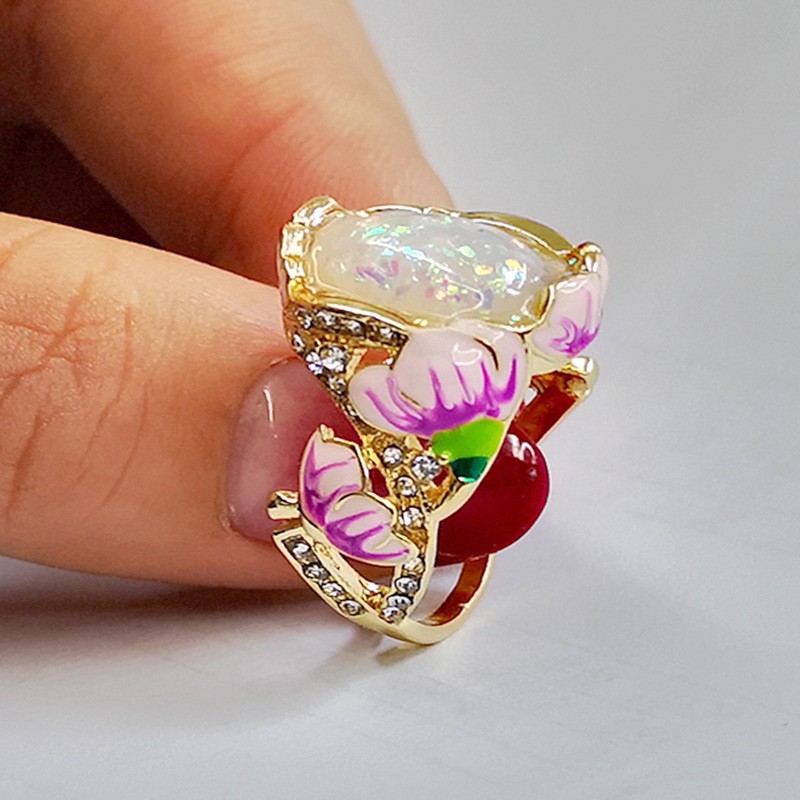 Retro Flower Alloy Austrian Crystal Womenu0027S Rings 1 Piece