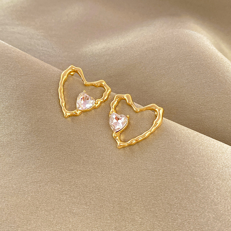 Fashion Heart Shape Alloy Plating Artificial Diamond Womenu0027S Ear Studs 1 Pair