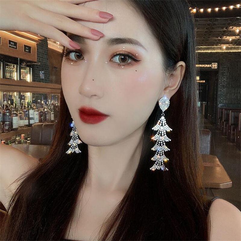 Fashion Christmas Tree Copper Inlay Rhinestones Drop Earrings 1 Pair