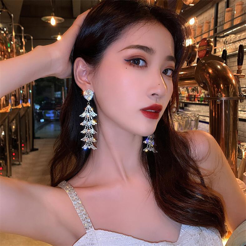 Fashion Christmas Tree Copper Inlay Rhinestones Drop Earrings 1 Pair