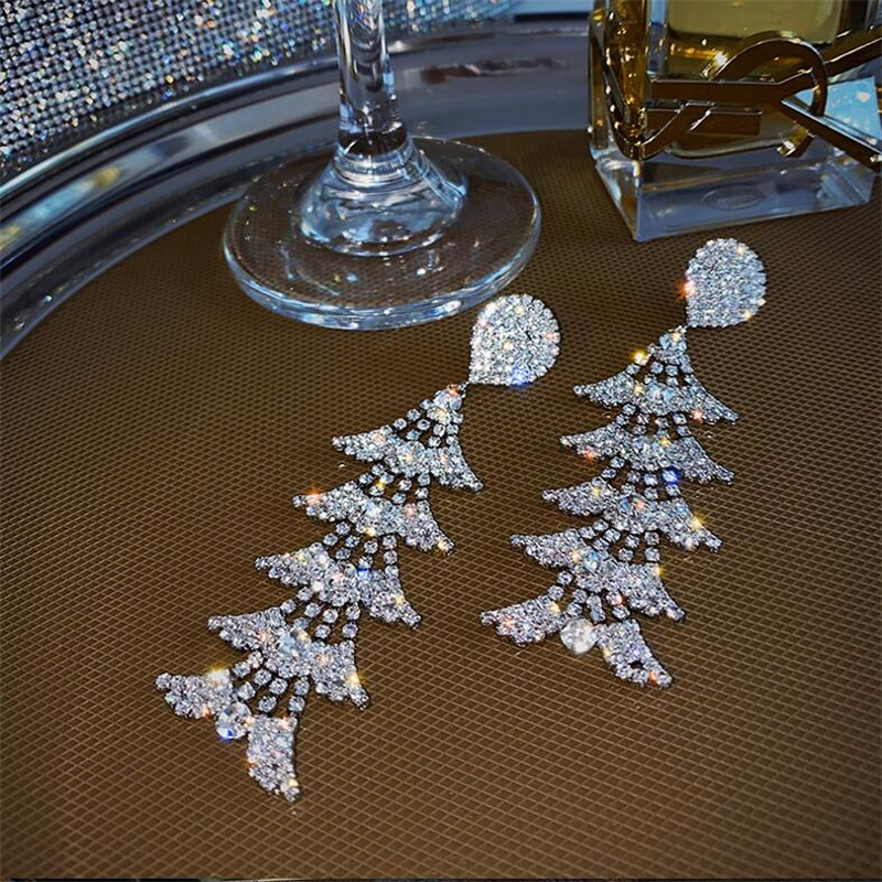 Fashion Christmas Tree Copper Inlay Rhinestones Drop Earrings 1 Pair