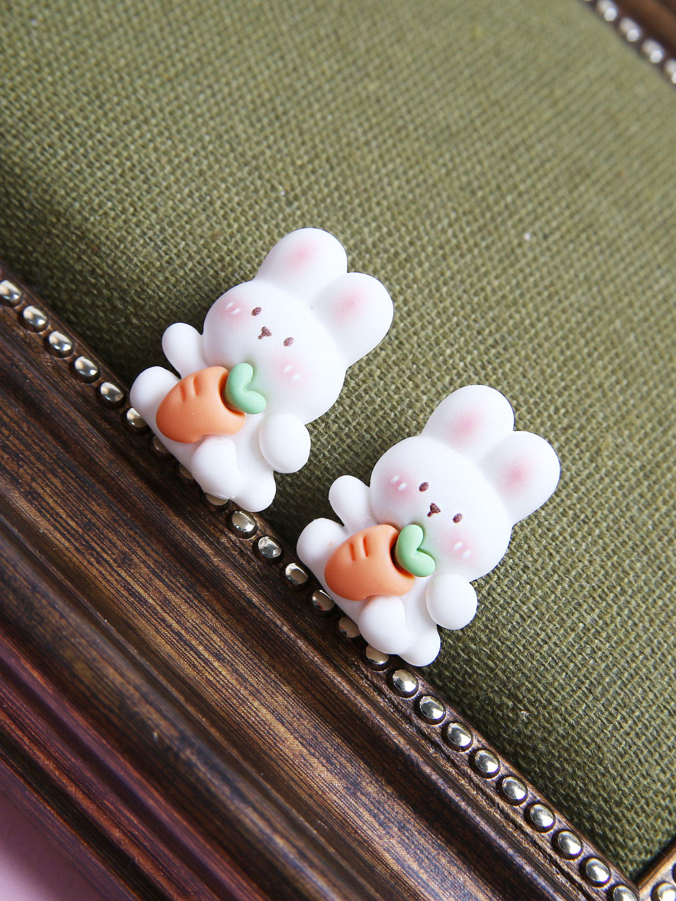 Sweet Rabbit Synthetic Resin Womenu0027S Ear Studs 1 Pair