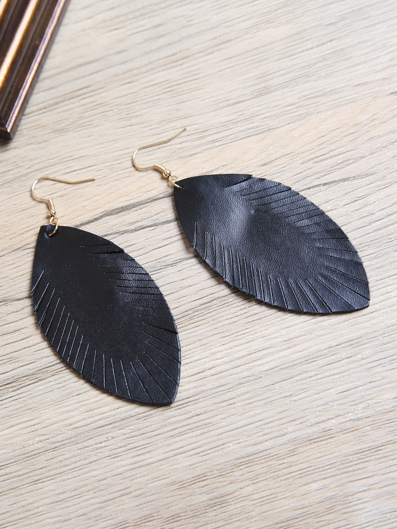 Fashion Leaves Pu Leather Womenu0027S Drop Earrings 1 Pair