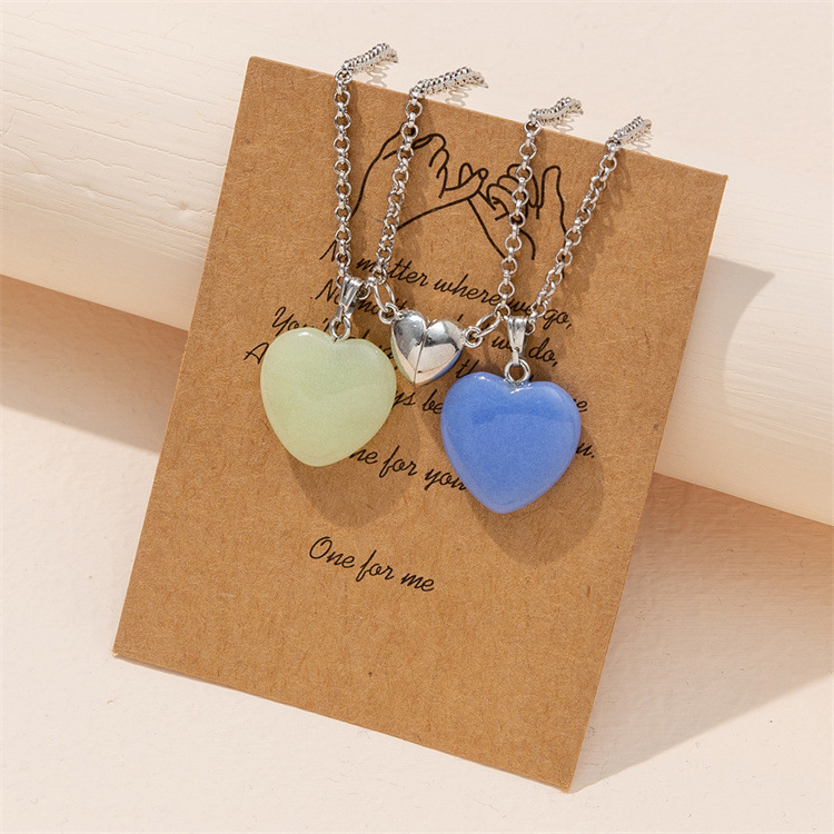 Fashion Heart Shape Alloy Luminous Womenu0027S Pendant Necklace 1 Piece