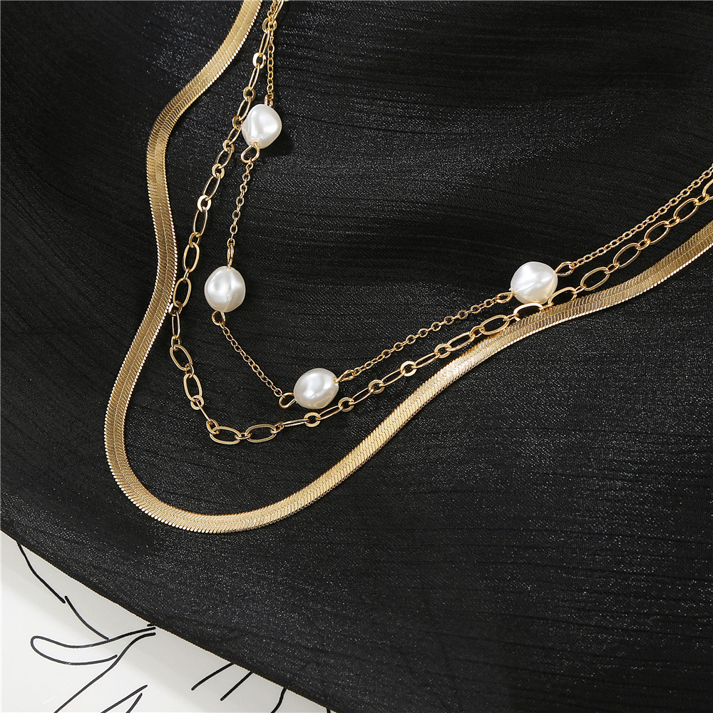 Fashion Solid Color Alloy Pearl Womenu0027S Layered Necklaces 1 Piece