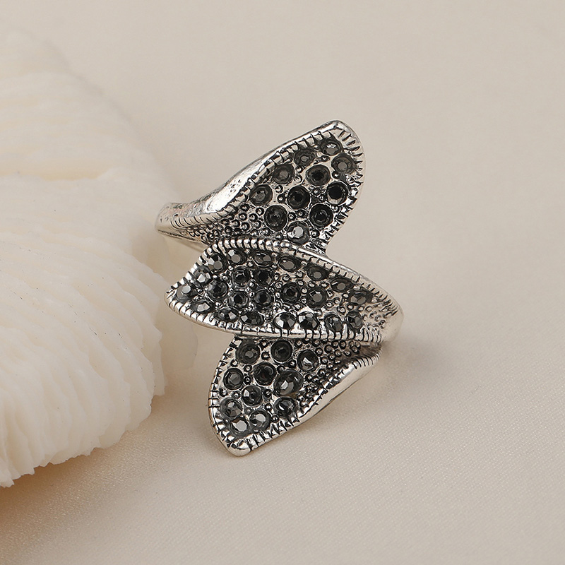 Retro Leaf Alloy Inlay Artificial Rhinestones Unisex Rings 1 Piece