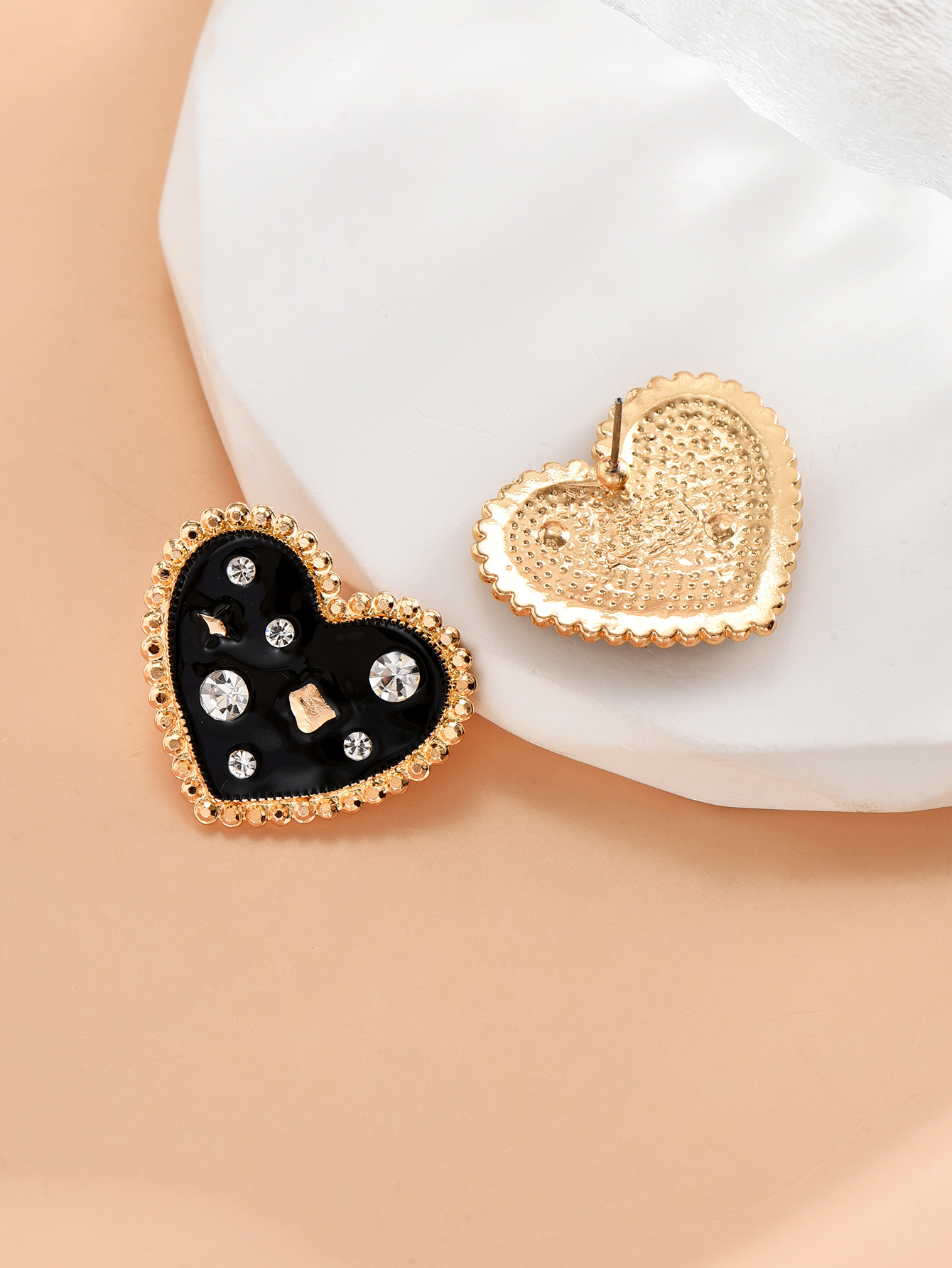 Fashion Heart Shape Alloy Inlay Rhinestones Womenu0027S Ear Studs 1 Pair