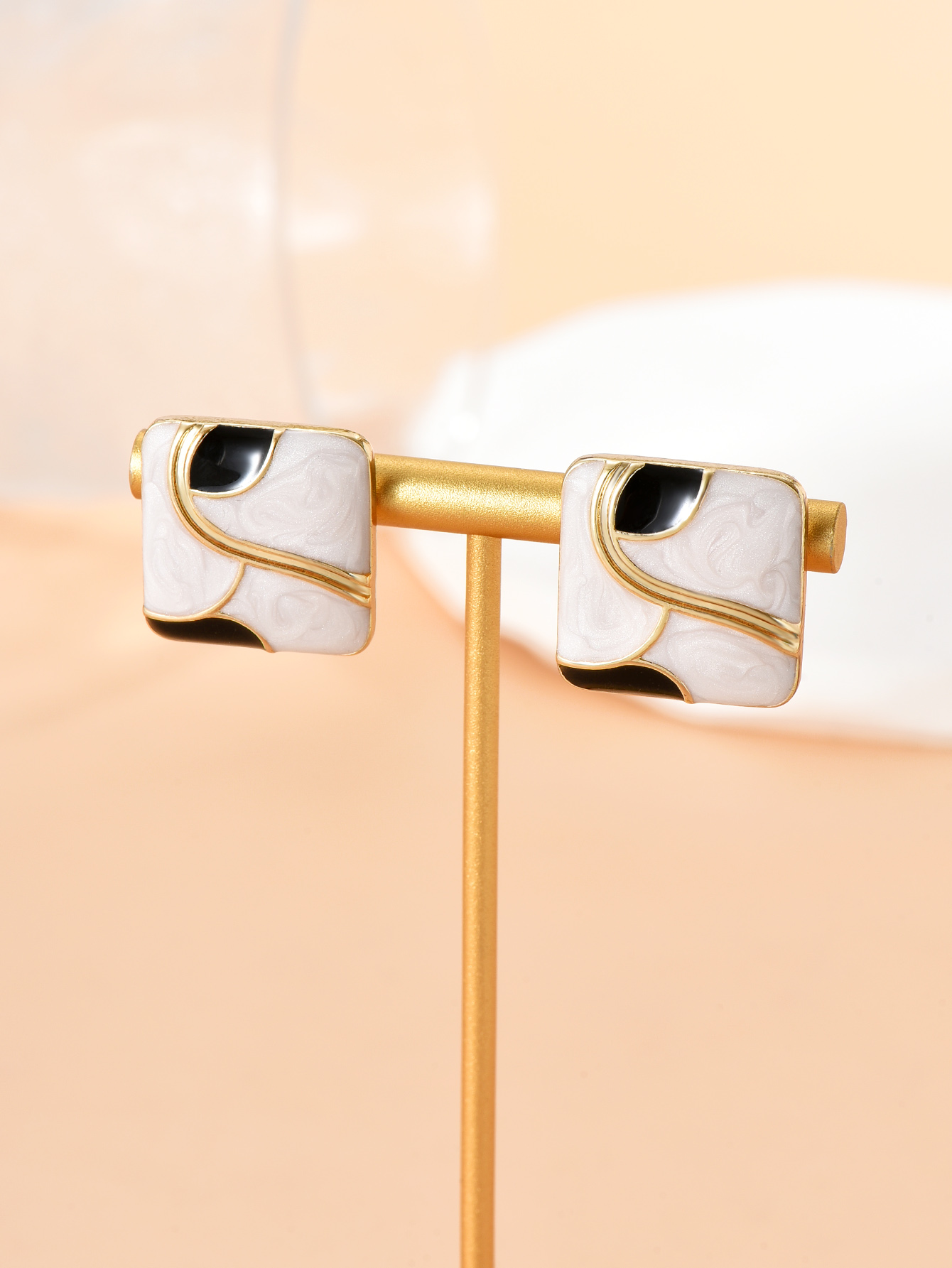 Fashion Square Alloy Epoxy Womenu0027S Ear Studs 1 Pair