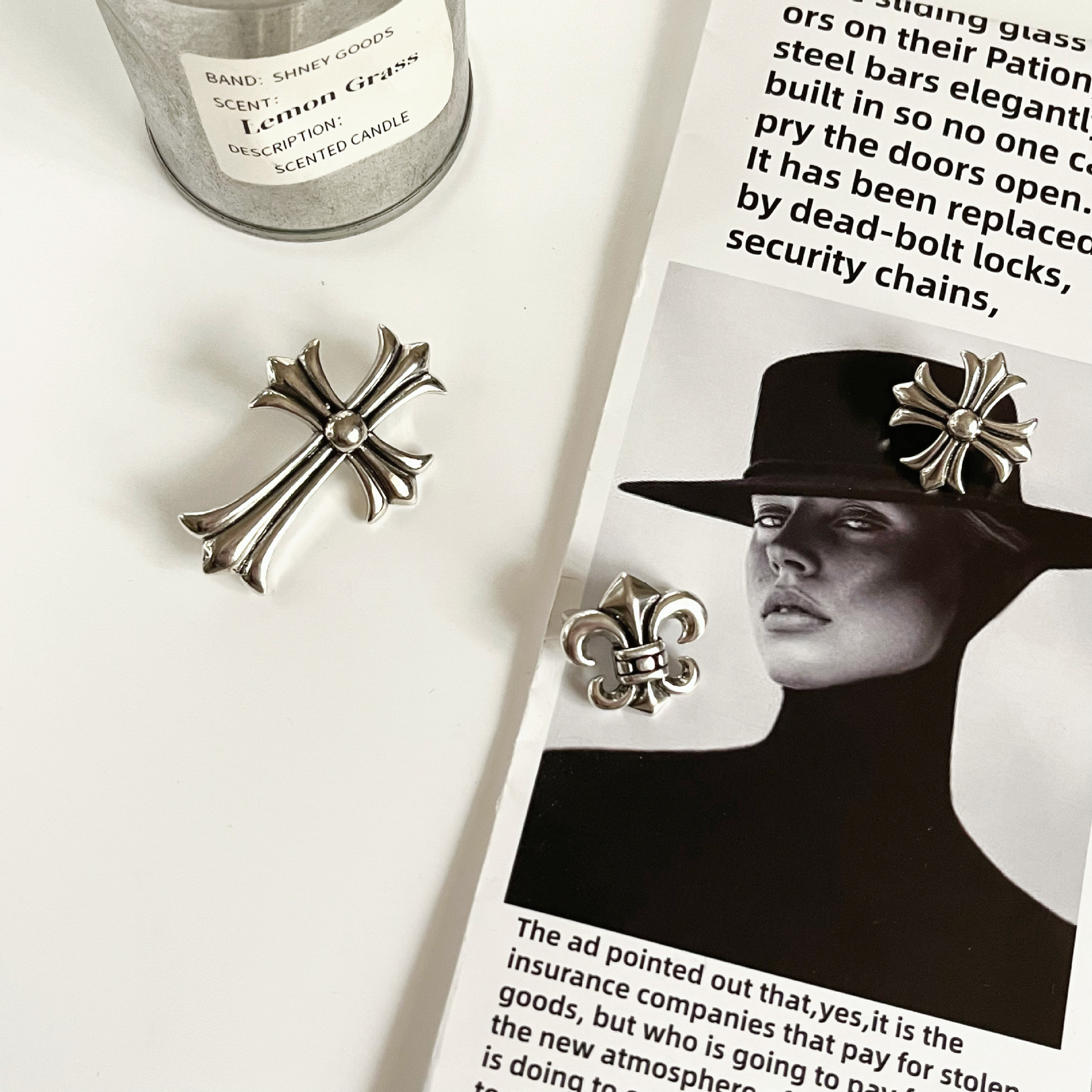 Vintage Style Cross Alloy Plating Unisex Brooches 1 Piece