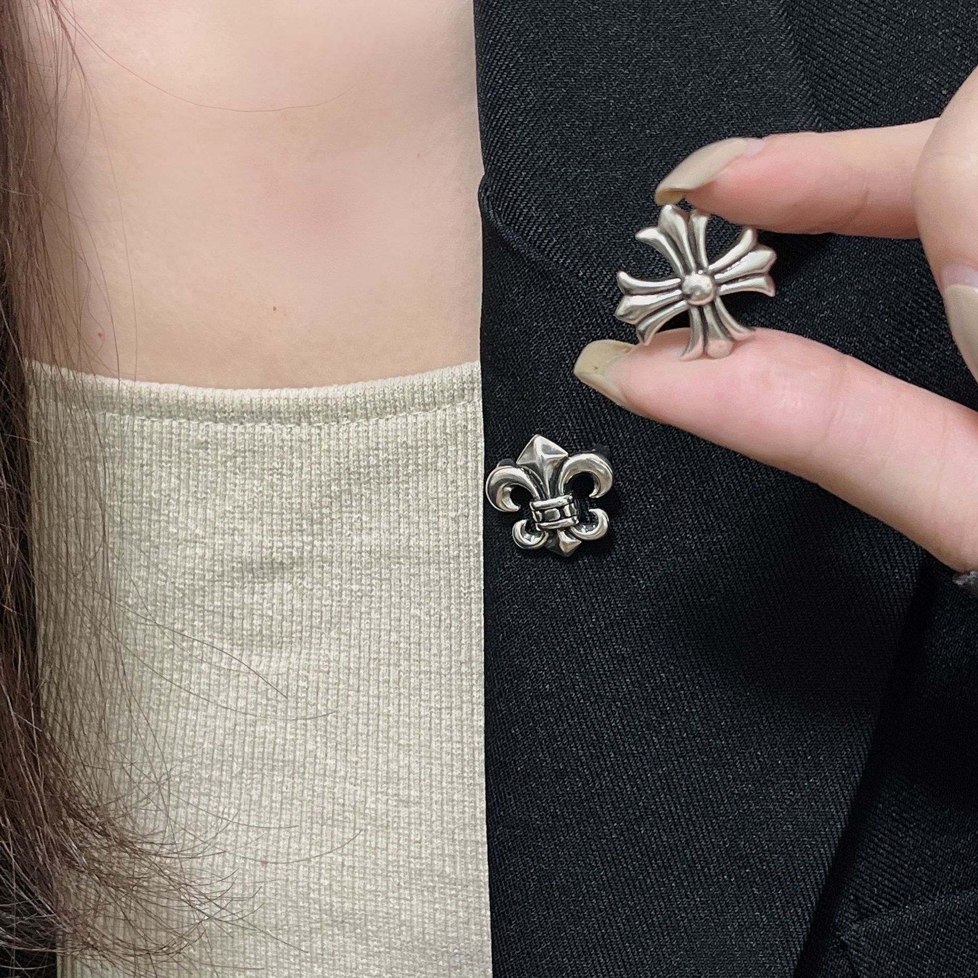 Vintage Style Cross Alloy Plating Unisex Brooches 1 Piece