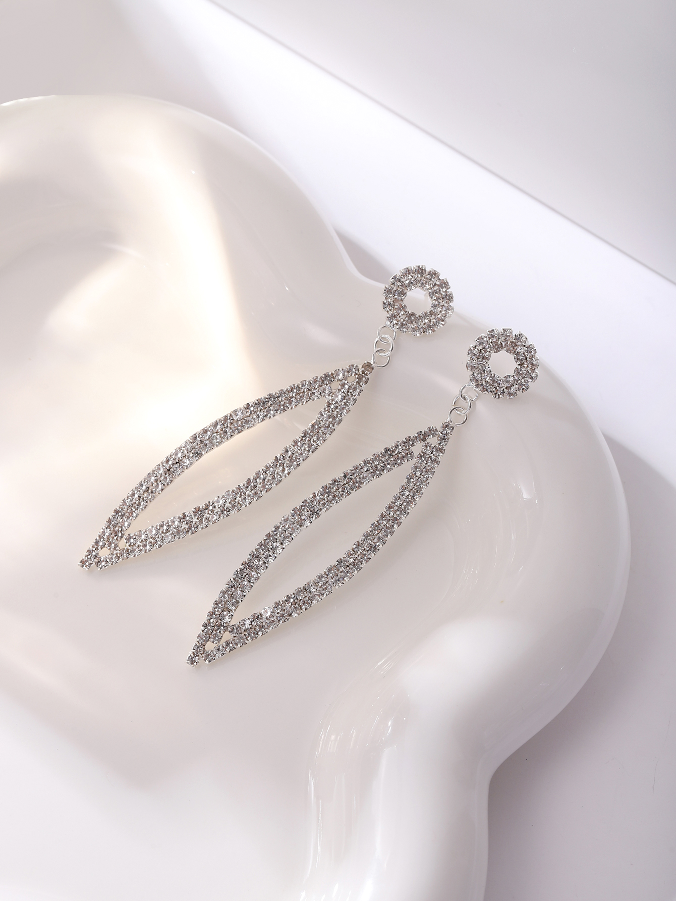 Fashion Geometric Copper Inlay Diamond Drop Earrings 1 Pair