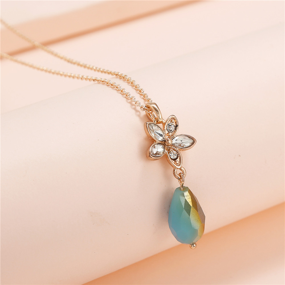 Fashion Water Droplets Flower Alloy Inlay Artificial Gemstones Womenu0027S Pendant Necklace 1 Piece