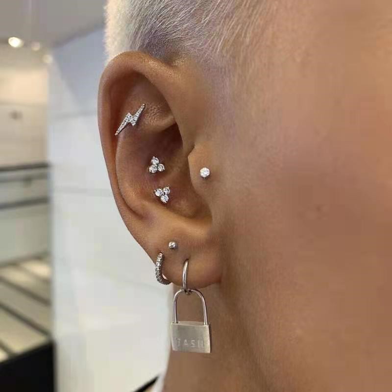 Simple Style Lightning Copper Gold Plated Zircon Ear Studs 1 Pair
