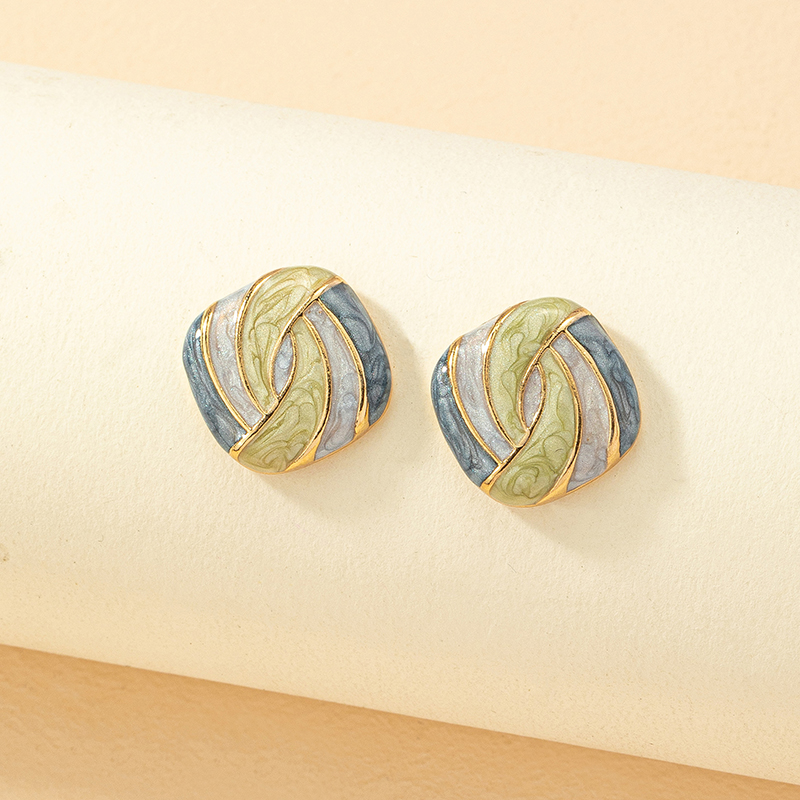 Retro Geometric Alloy Enamel Womenu0027S Ear Studs 1 Pair