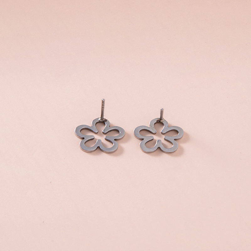 Simple Style Flower Alloy Hollow Out Womenu0027S Ear Studs 1 Pair