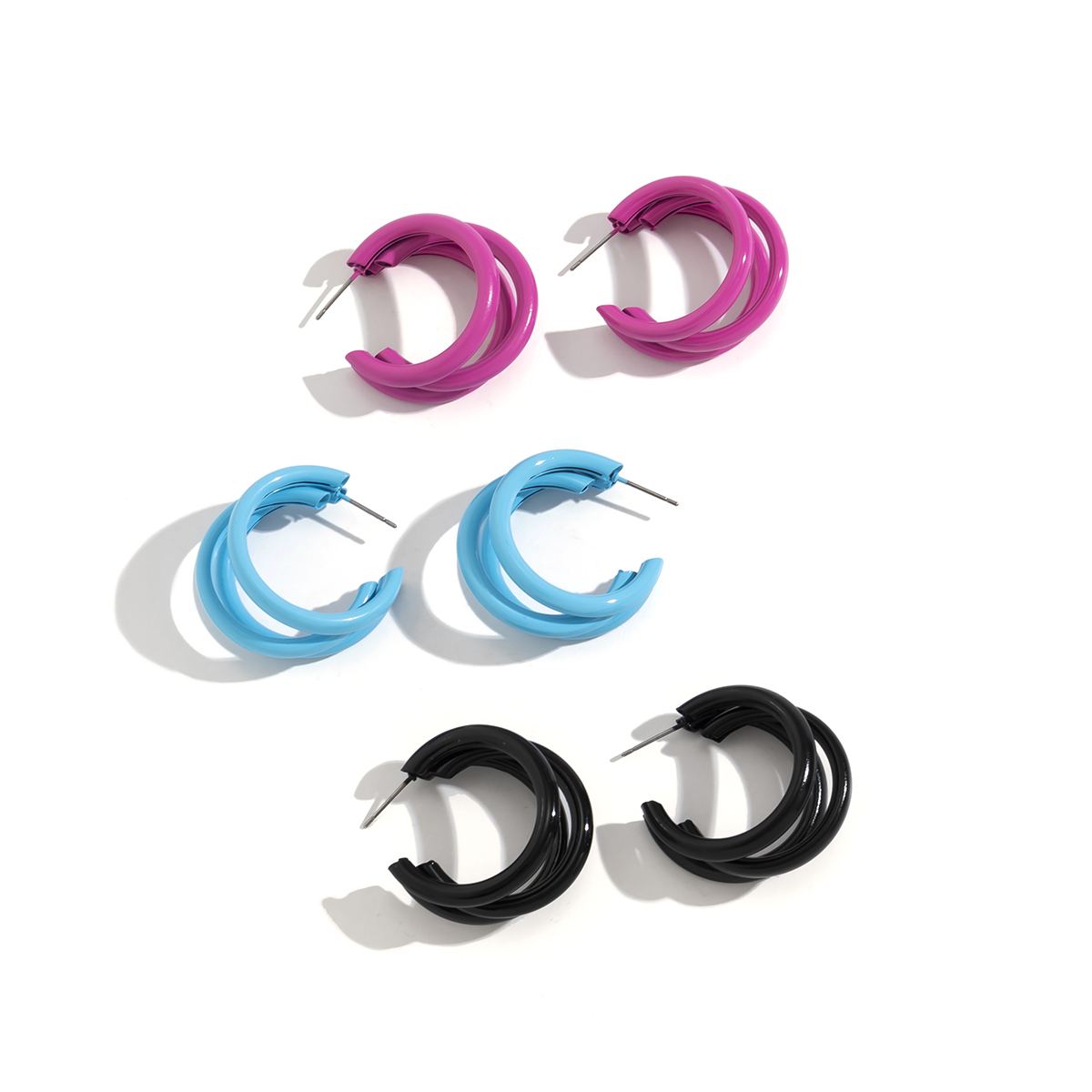 Cool Style C Shape Iron Spray Paint Three-dimensional Womenu0027S Ear Studs 1 Pair