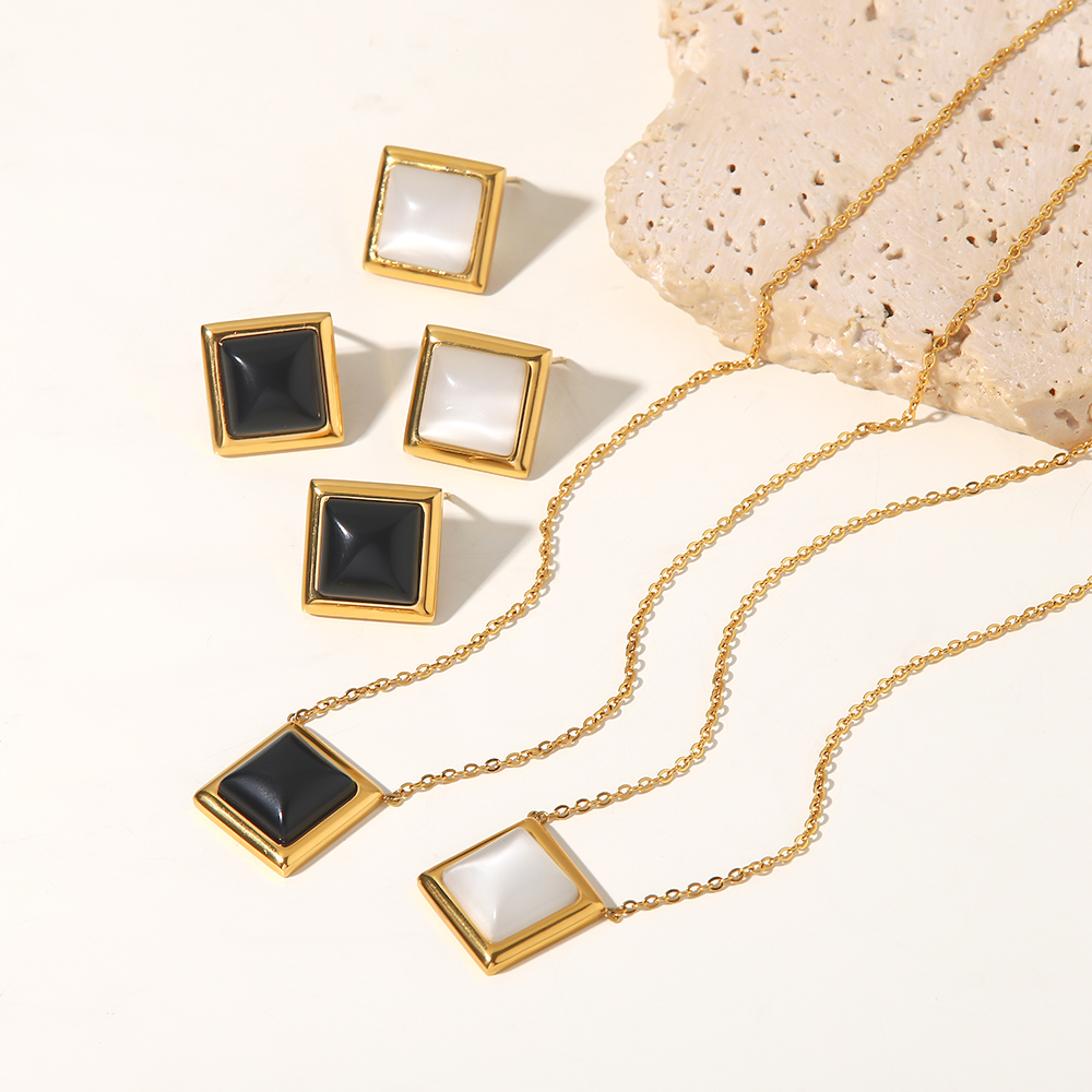 Vintage Style Square Stainless Steel Inlay Opal Necklace 1 Piece