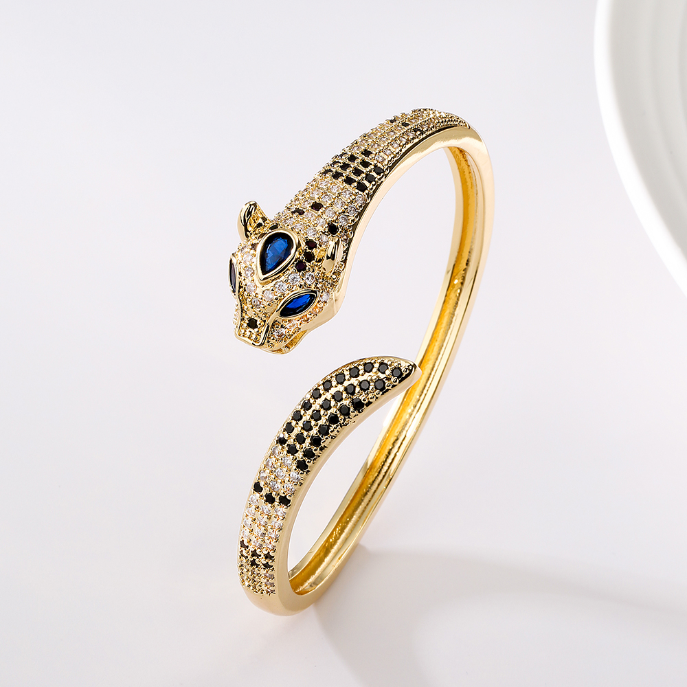 Fashion Animal Leopard Copper Gold Plated Zircon Bangle 1 Piece