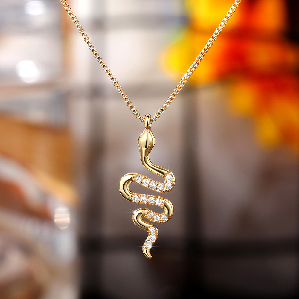 Fashion Snake Copper Plating Zircon Pendant Necklace 1 Piece