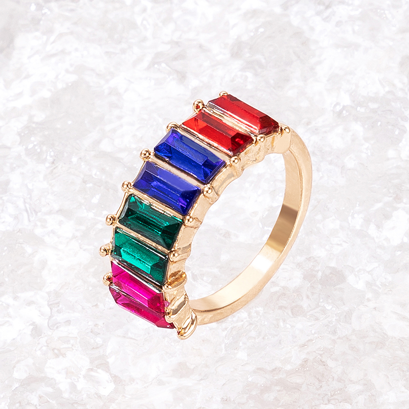 Fashion Geometric Alloy Gold Plated Zircon Unisex Rings 1 Piece