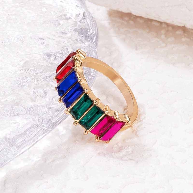 Fashion Geometric Alloy Gold Plated Zircon Unisex Rings 1 Piece