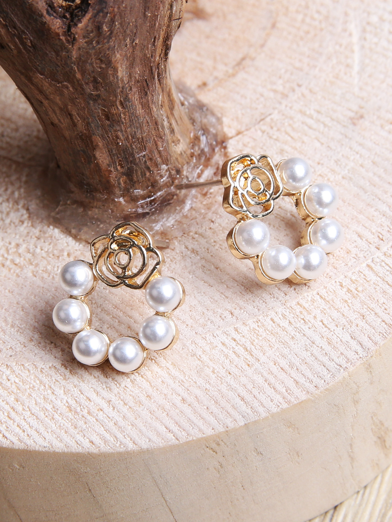 Sweet Flower Imitation Pearl Alloy Womenu0027S Earrings 1 Pair