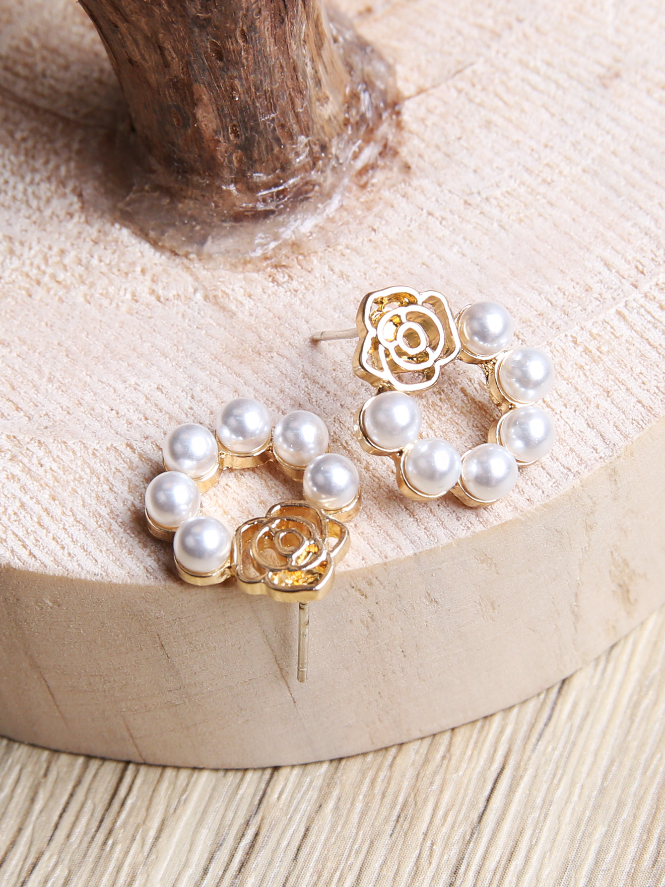 Sweet Flower Imitation Pearl Alloy Womenu0027S Earrings 1 Pair