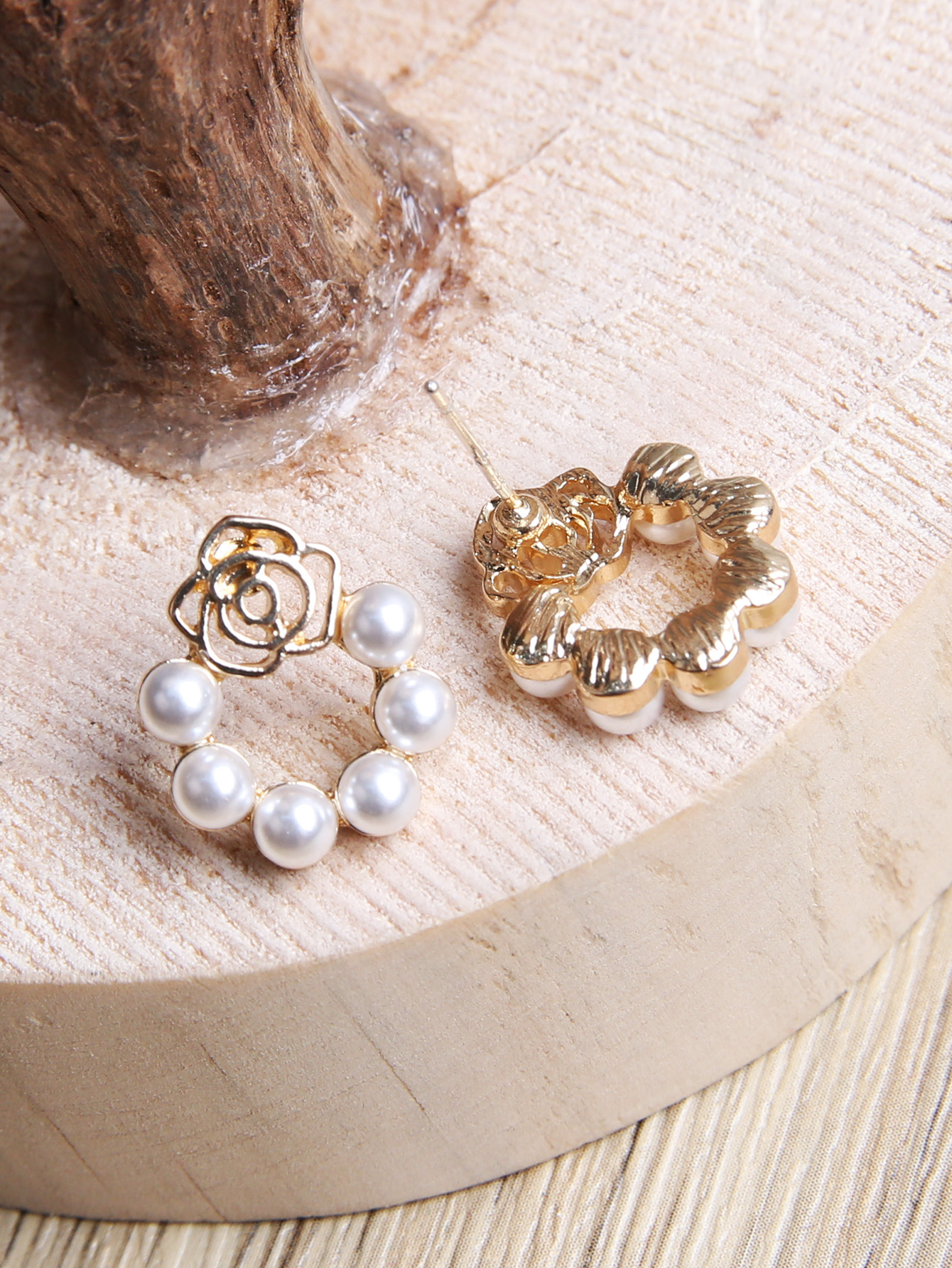 Sweet Flower Imitation Pearl Alloy Womenu0027S Earrings 1 Pair