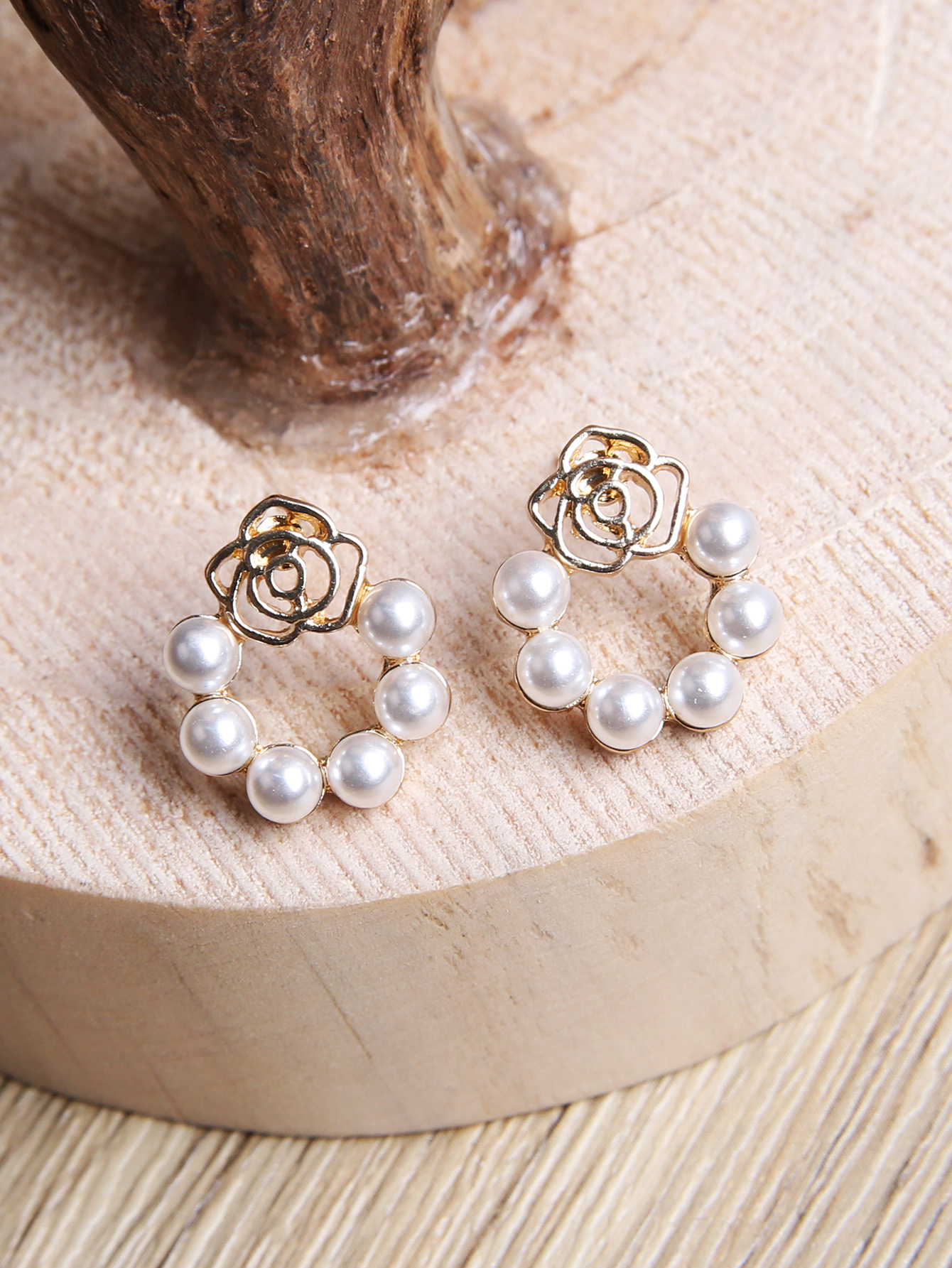 Sweet Flower Imitation Pearl Alloy Womenu0027S Earrings 1 Pair