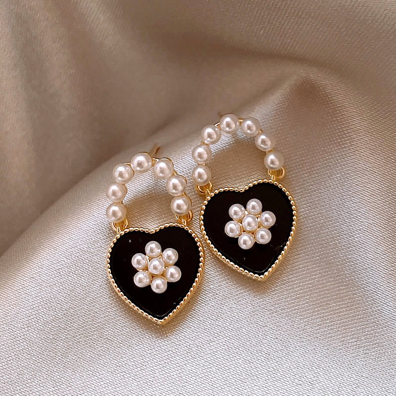 Korean Style Heart Shape Alloy Plating Artificial Pearls Womenu0027S Ear Studs 1 Pair