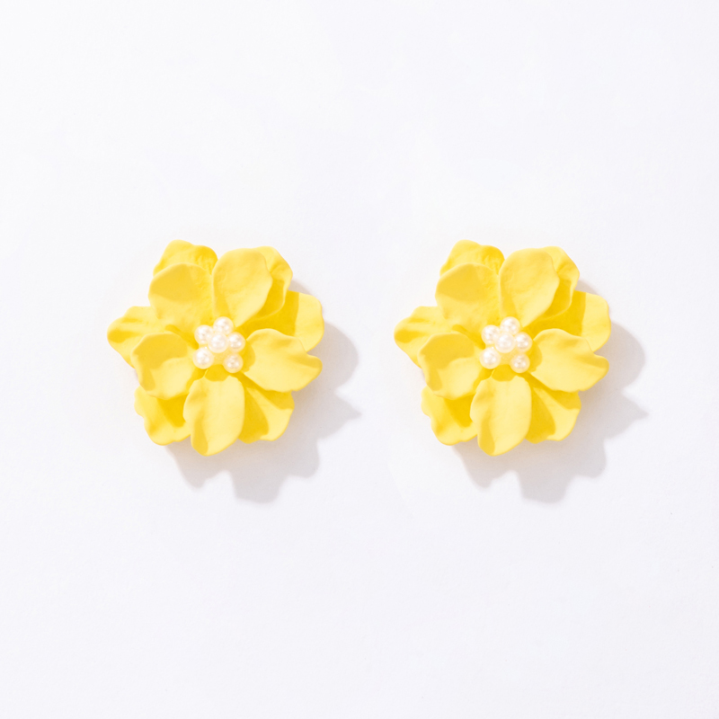 Simple Style Flower Alloy Three-dimensional Womenu0027S Ear Studs 1 Pair