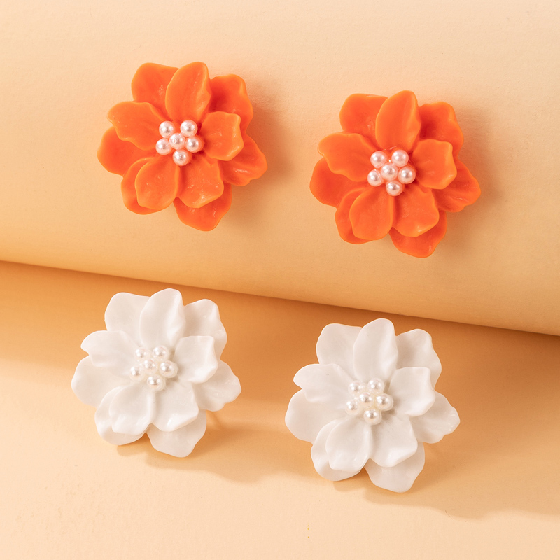 Simple Style Flower Alloy Three-dimensional Womenu0027S Ear Studs 1 Pair