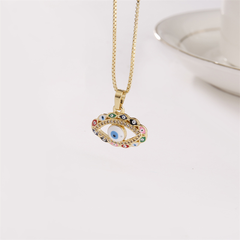 Fashion Devilu0027S Eye Copper Hollow Out Zircon Pendant Necklace 1 Piece