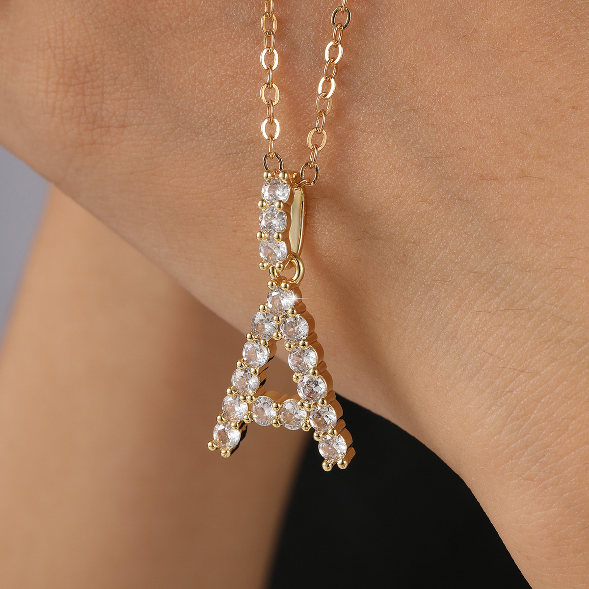Fashion Letter Copper Inlay Zircon Pendant Necklace 1 Piece