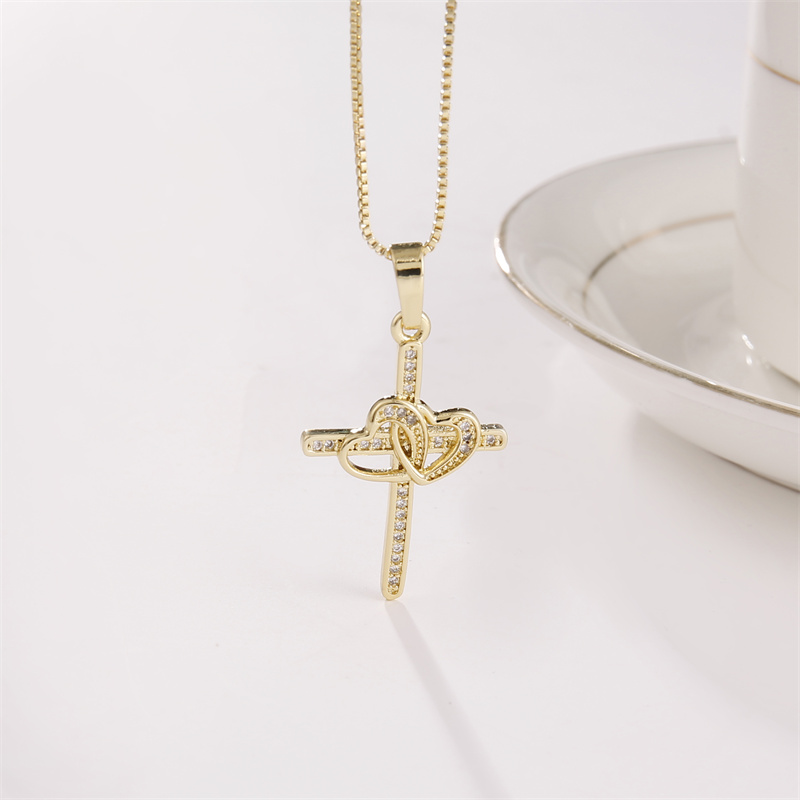 Luxurious Cross Copper Inlay Zircon Pendant Necklace 1 Piece