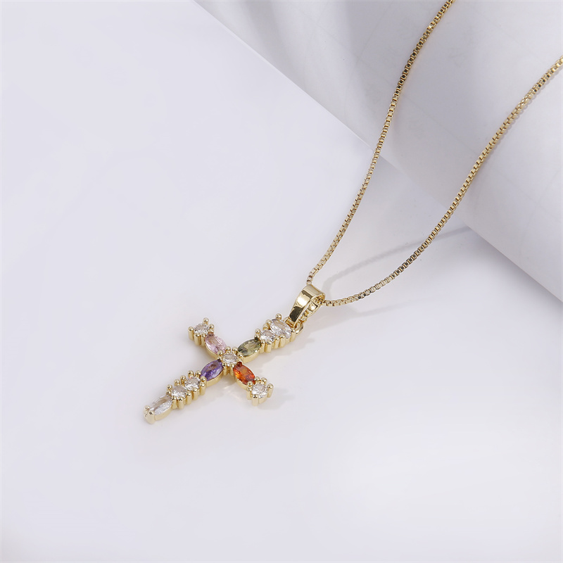 Luxurious Cross Copper Inlay Artificial Pearls Zircon Pendant Necklace 1 Piece