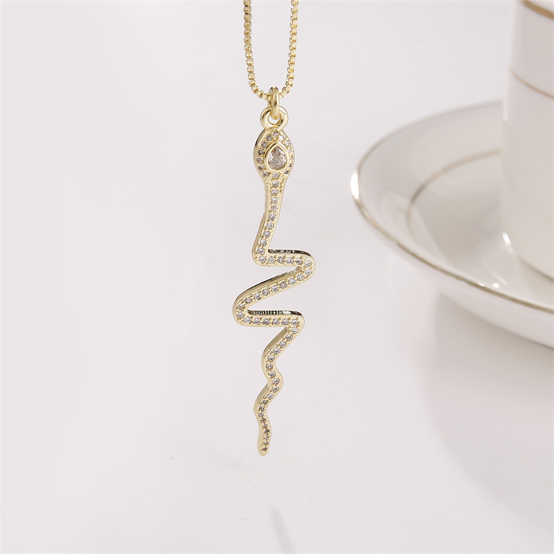 Fashion Snake Copper Plating Zircon Pendant Necklace