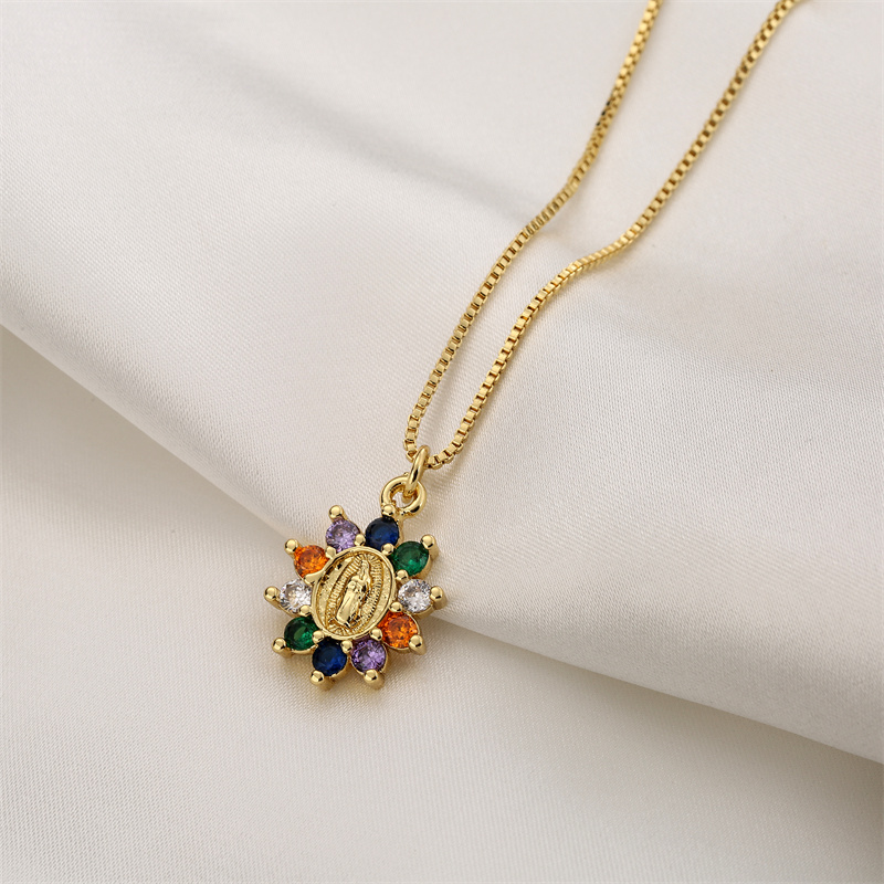 Retro Portrait Copper Gold Plated Zircon Pendant Necklace 1 Piece