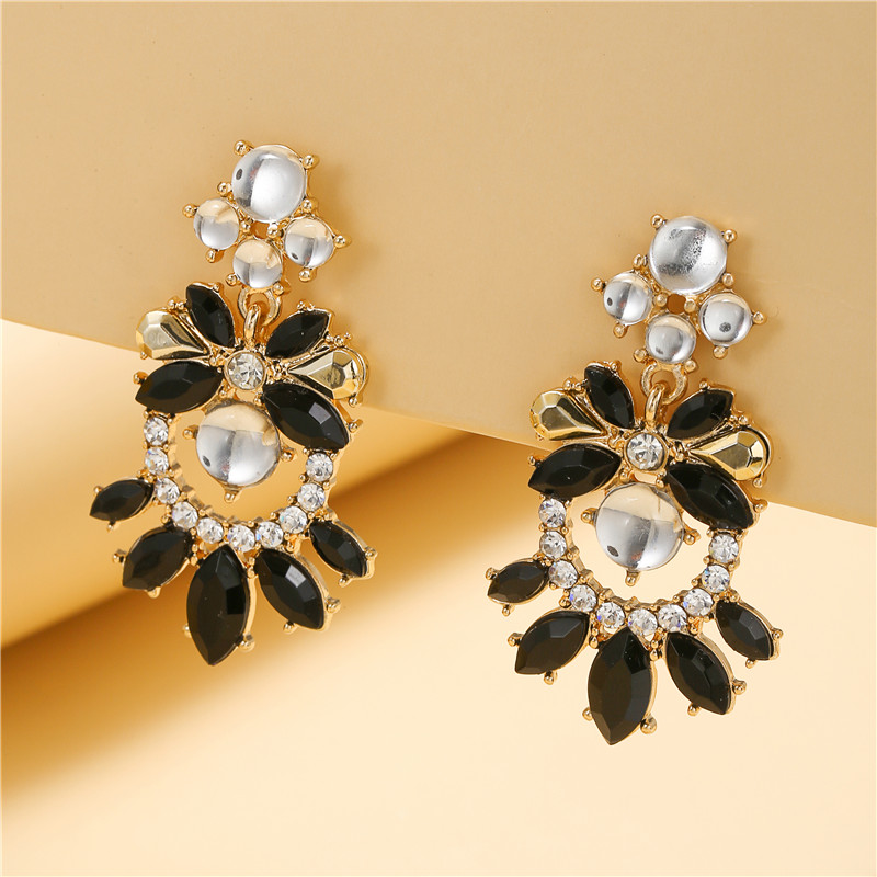 Baroque Style Round Oval Alloy Inlay Crystal Womenu0027S Drop Earrings 1 Pair