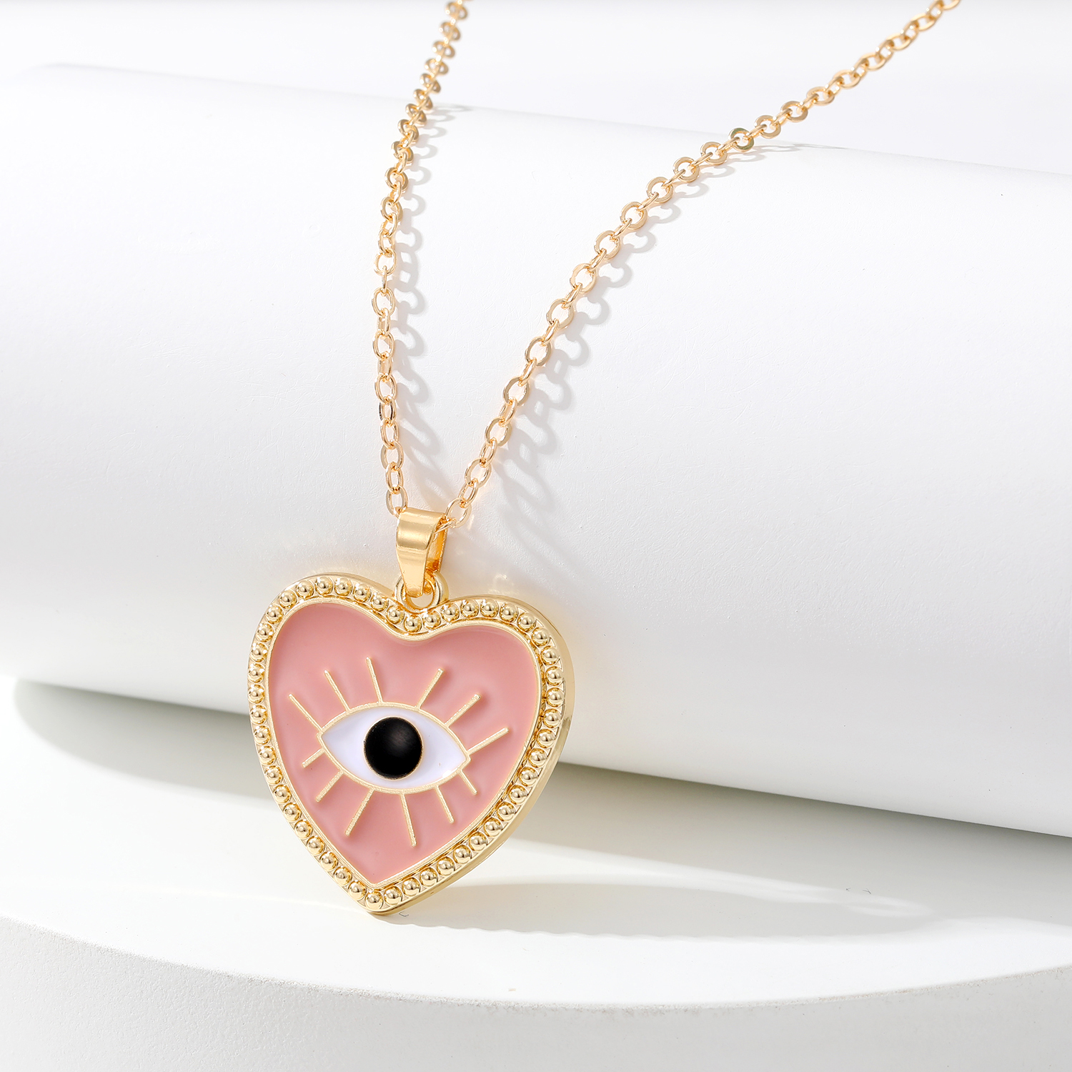 Fashion Devilu0027S Eye Heart Shape Alloy Womenu0027S Pendant Necklace 1 Piece