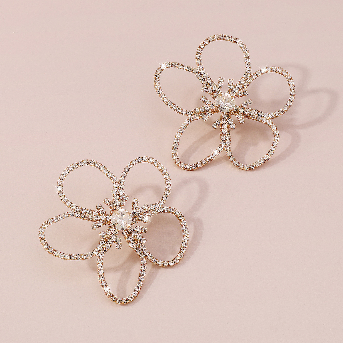 Glam Flower Alloy Inlay Rhinestones Ear Studs 1 Pair